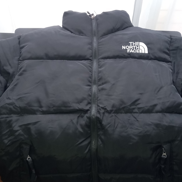 The North Face Puffer Jacket - Picture 2 of 9
